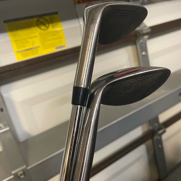 XEI wedges 59 and 65 deg in right hahded 
Steel shafts - Picture 6 of 7